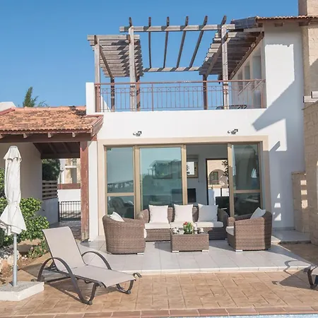 Villa Your Dream Holiday With Private Pool In Sotira's Most Exclusive Neighbourhood, Sotira 1204